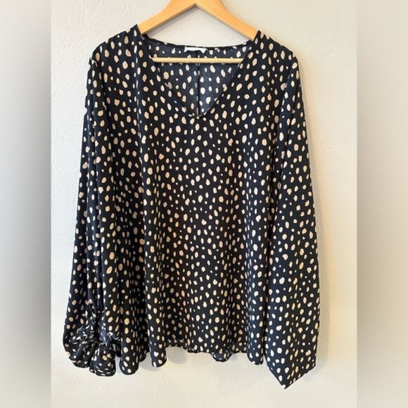 Chic Soul Women’s Plus Black & Gold Dotted Blouse - Picture 1 of 6